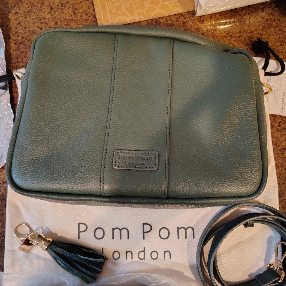 Pom Pom London City Plus Leather Crossbody Bag heritage green